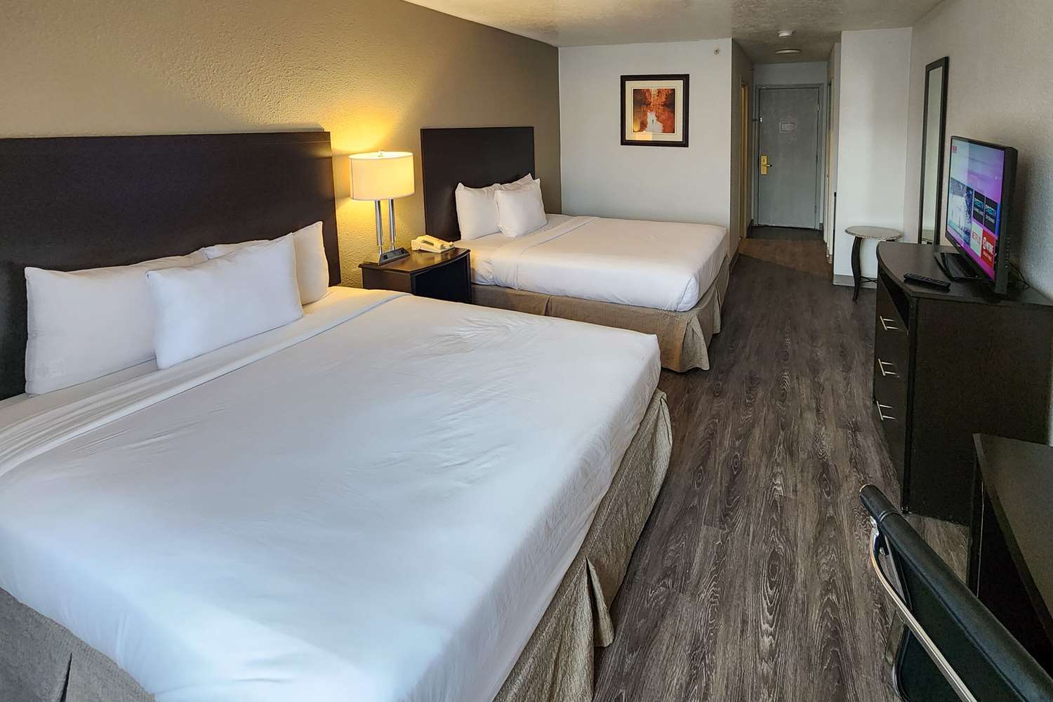 Фото Le Ritz Hotel and Suites