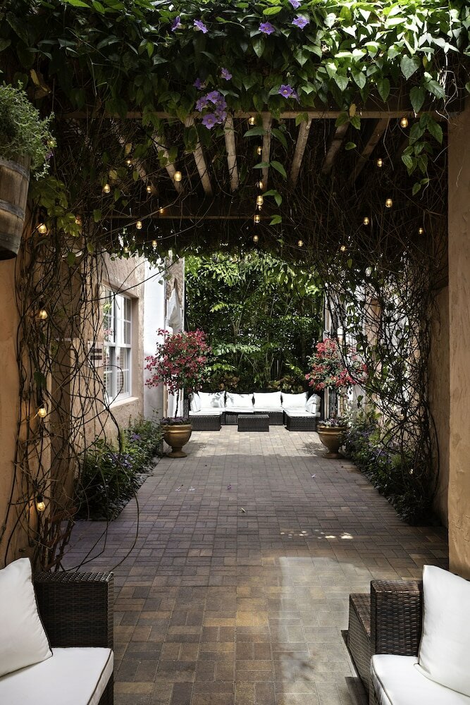 Фото Kasa El Paseo Miami Beach