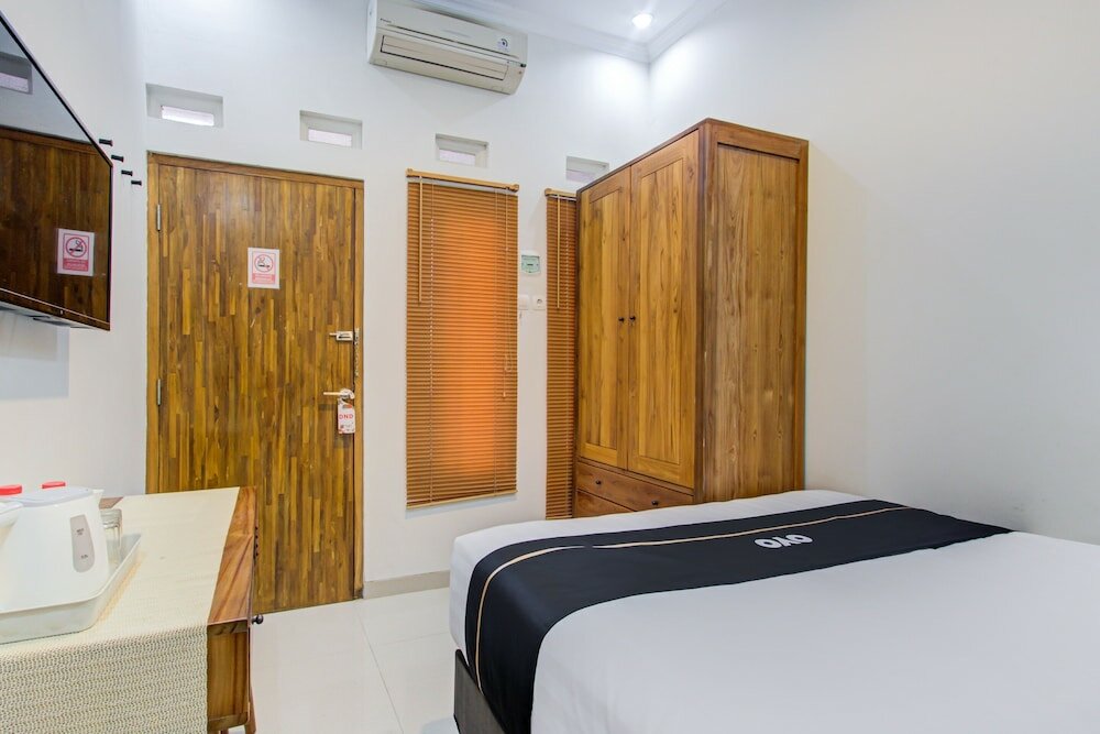 Фото Super Oyo Collection O 3280 Cendhani Raras