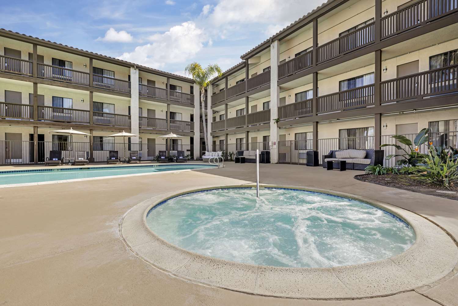 Фото Best Western Carlsbad by the Sea