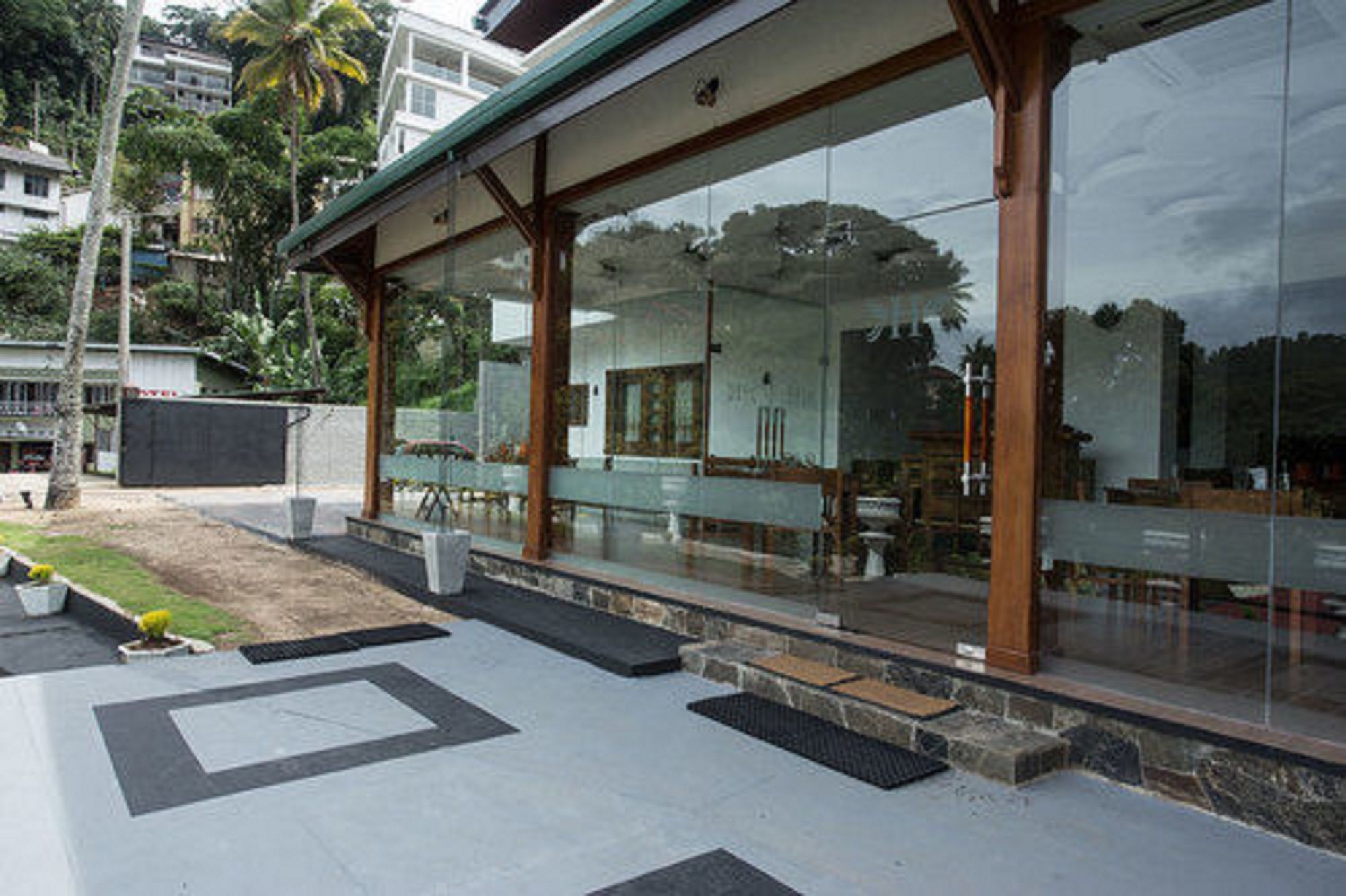 Фото Heaven Seven Kandy