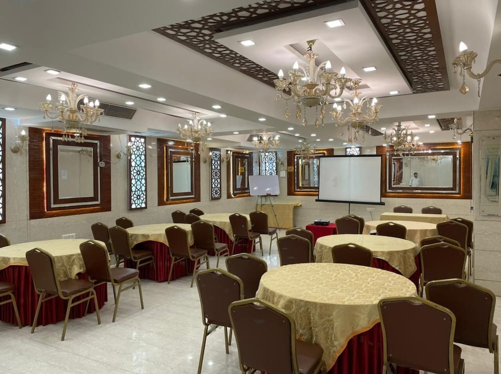 Фото Hotel L'affaire