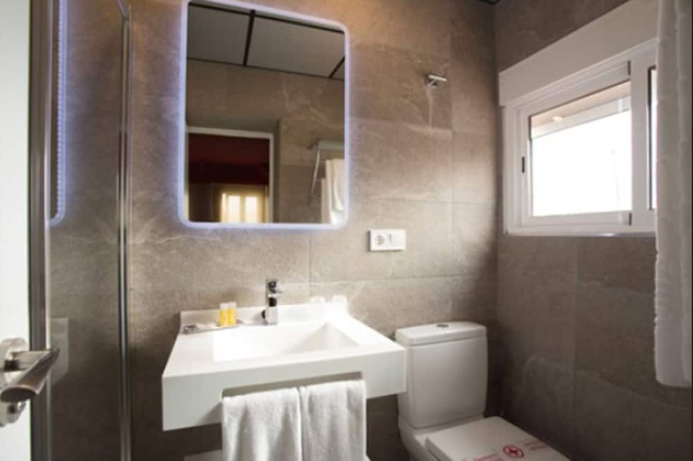 Фото Hotel Sevilla