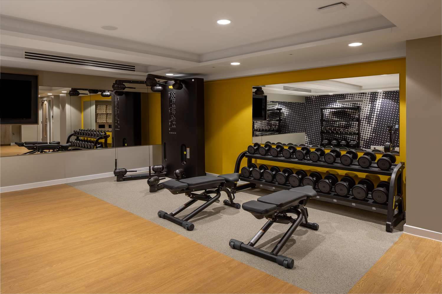 Фото Hampton by Hilton London City