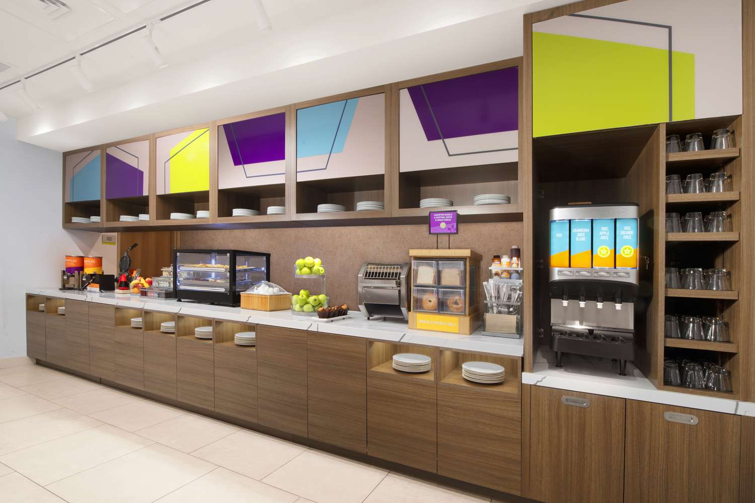 Фото Home2 Suites by Hilton Albuquerque Airport