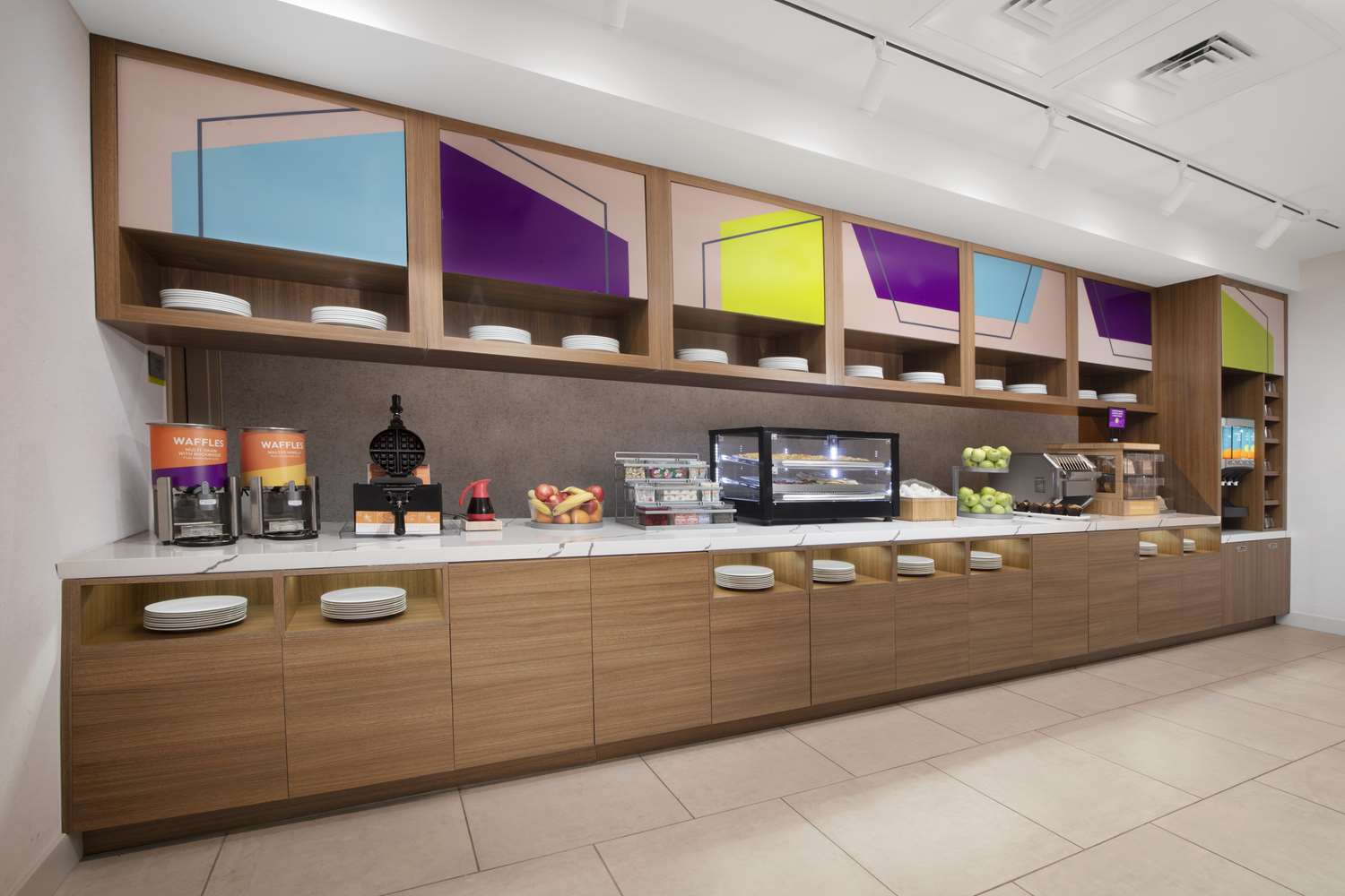 Фото Home2 Suites by Hilton Albuquerque Airport