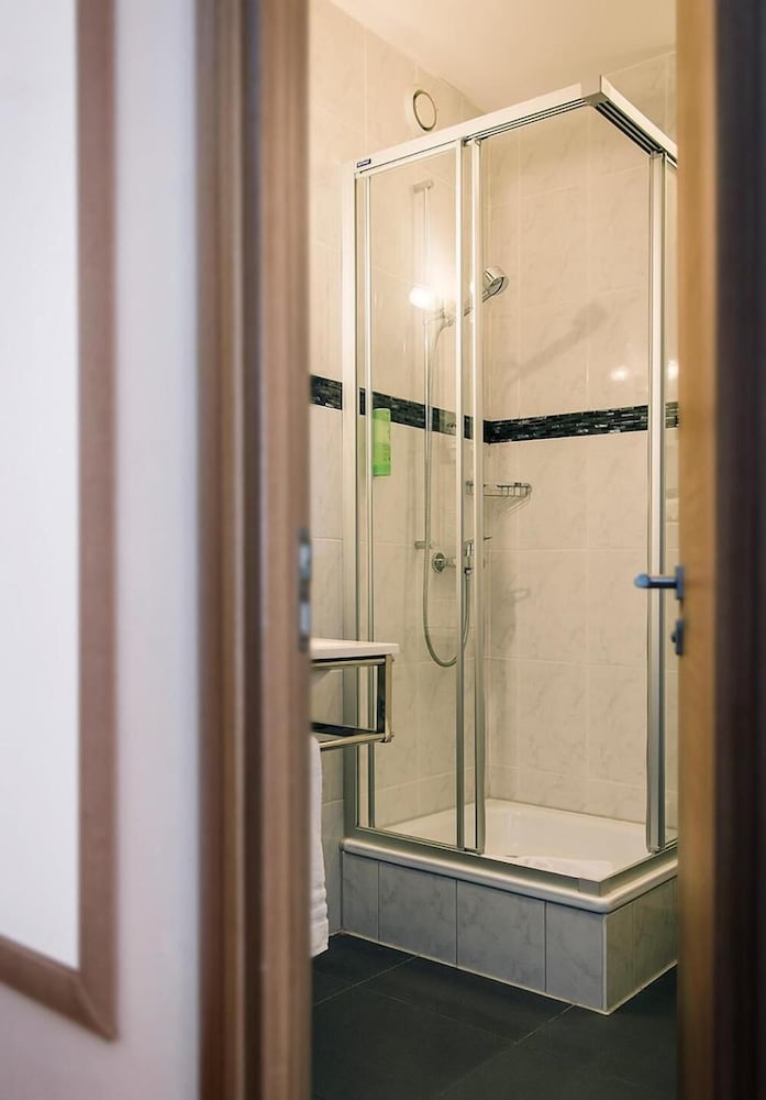 Фото Hotel Alpha