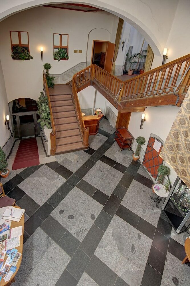 Фото Gotikhotel Frenzelhof