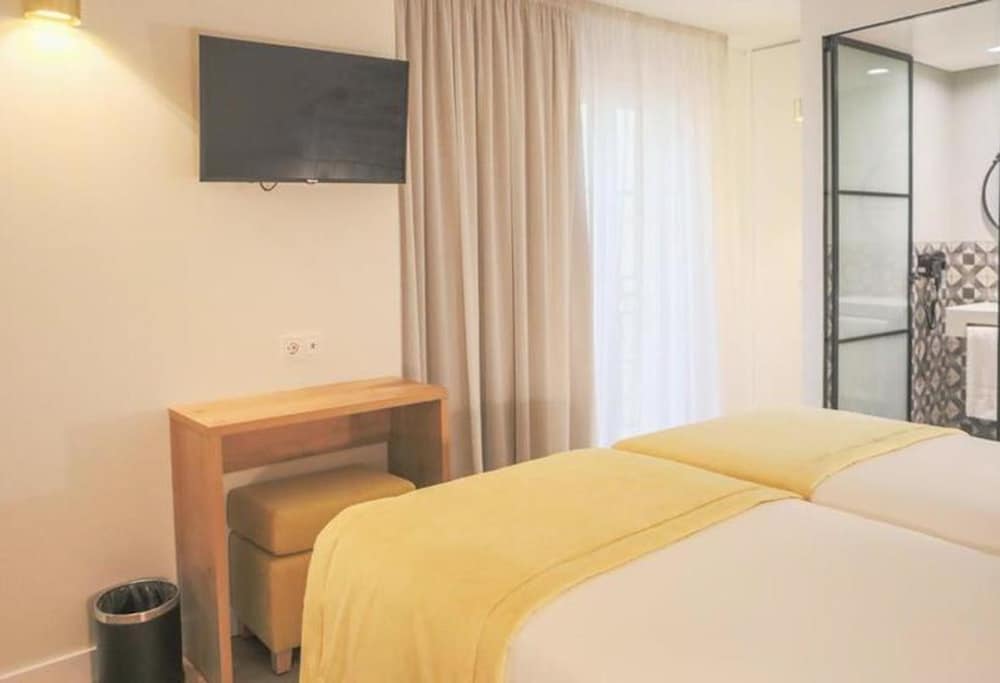 Фото Mouraria Lisboa Hotel