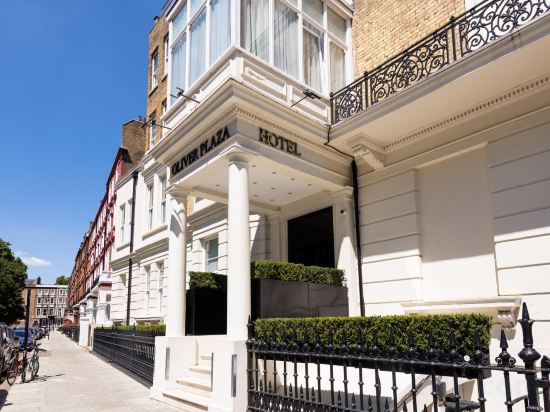 Фото Oliver Plaza