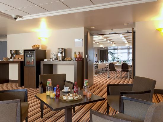 Фото Mercure Paris Massy Gare TGV