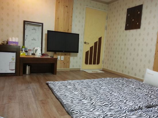 Фото Island Motel