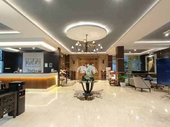 Фото Narita Hotel Surabaya