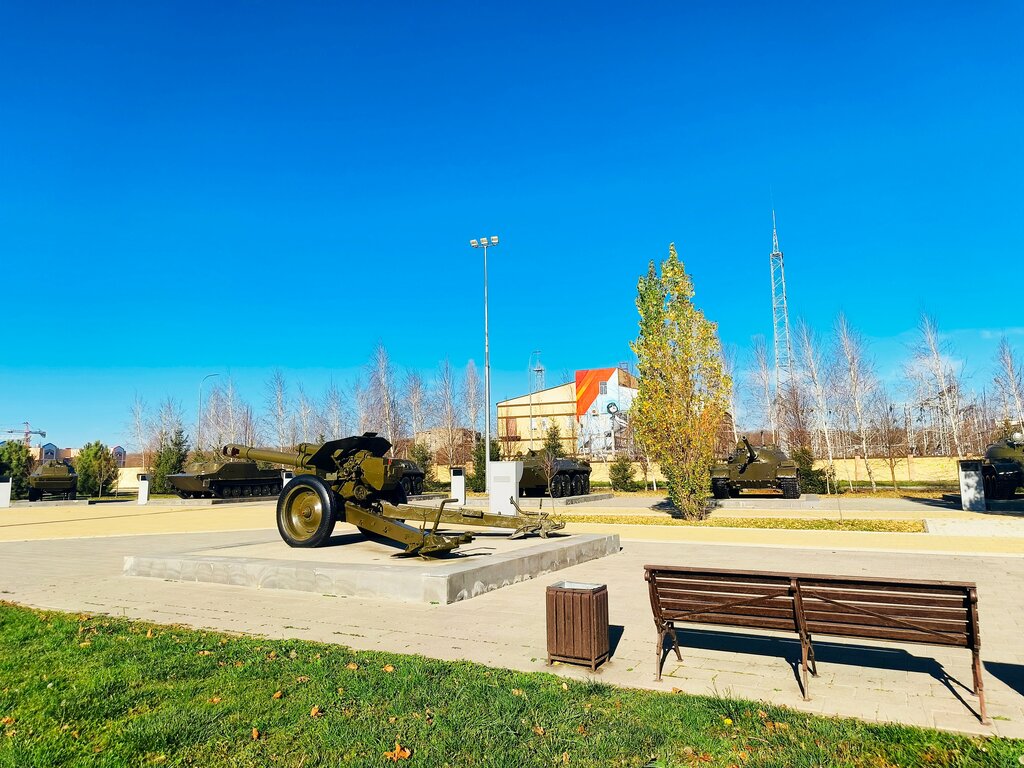 Monument to technology 152-мм гаубица образца 1943 года Д-1, Stavropol, photo