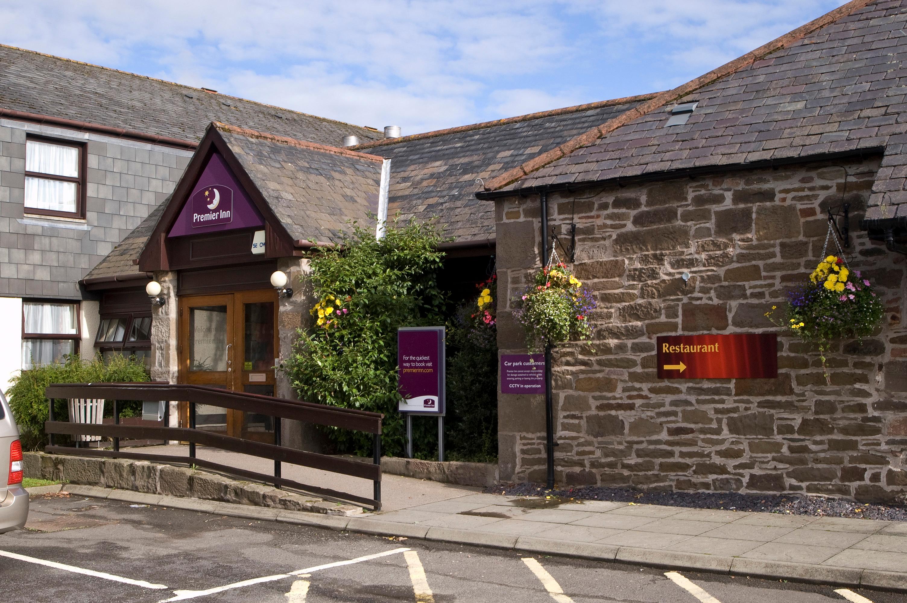 Фото Premier Inn Dundee West