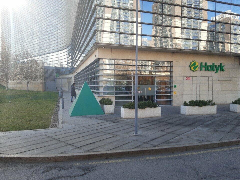 Parcel automat Tastamat, Almaty, photo