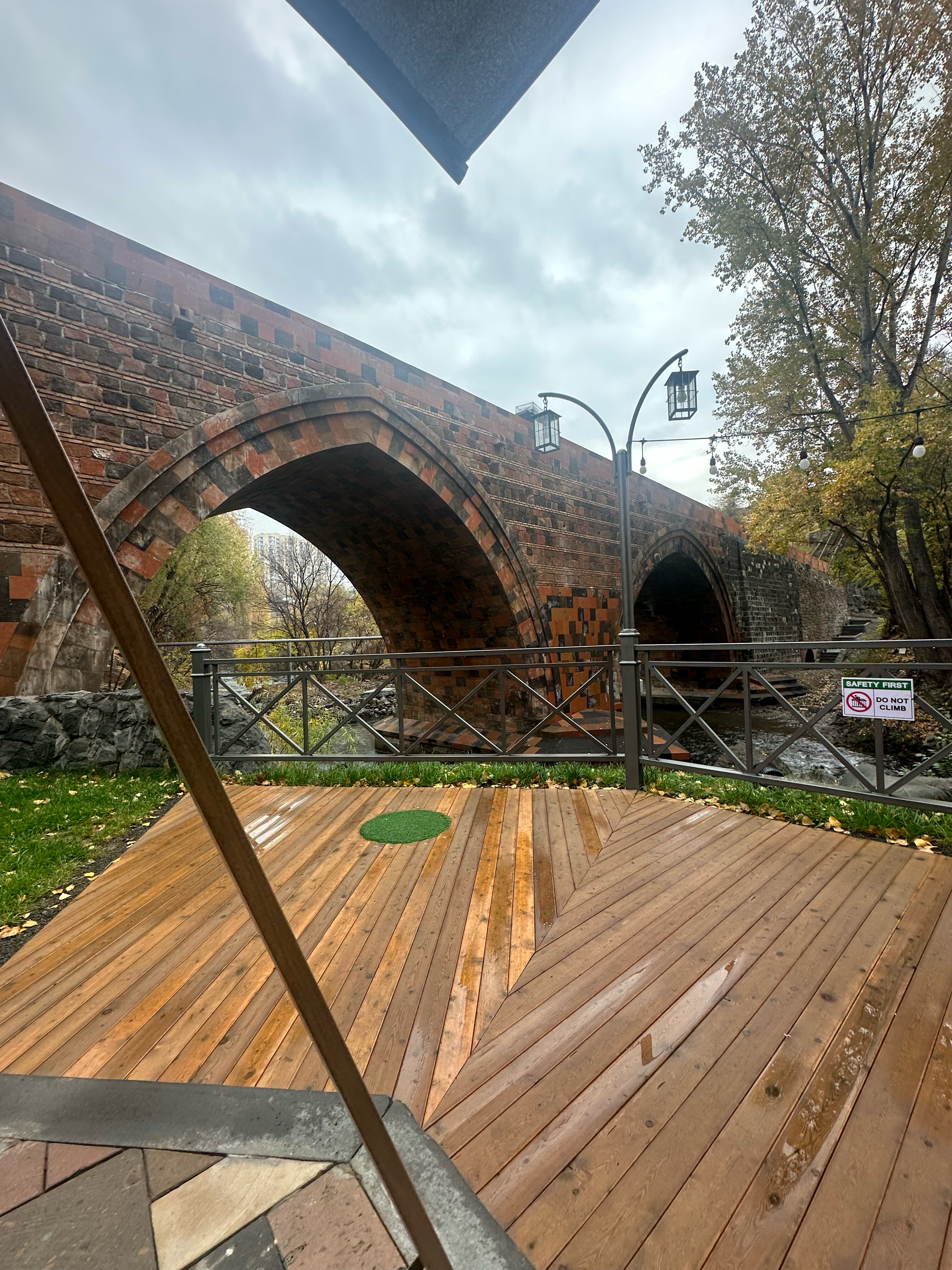 Фото Red Bridge Yerevan