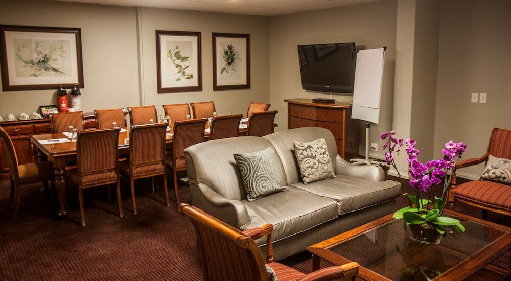 Фото Garden Court Morningside Sandton