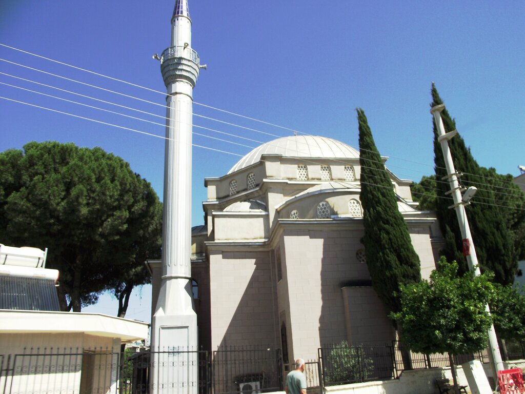 Mosque Imam Hatip High School Practice Mosque, Torbali, photo
