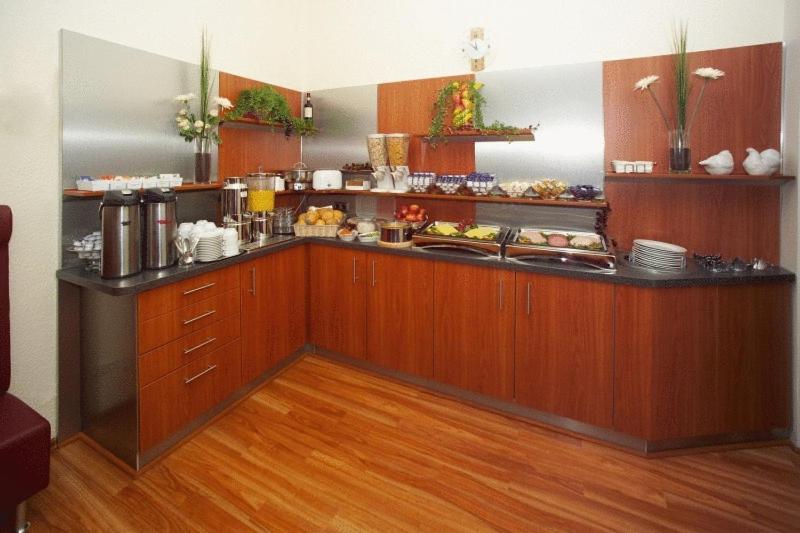 Фото Hotel Terminus am Hauptbahnhof & Zob