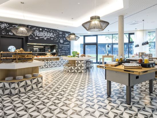 Фото Holiday Inn Hamburg - City Nord