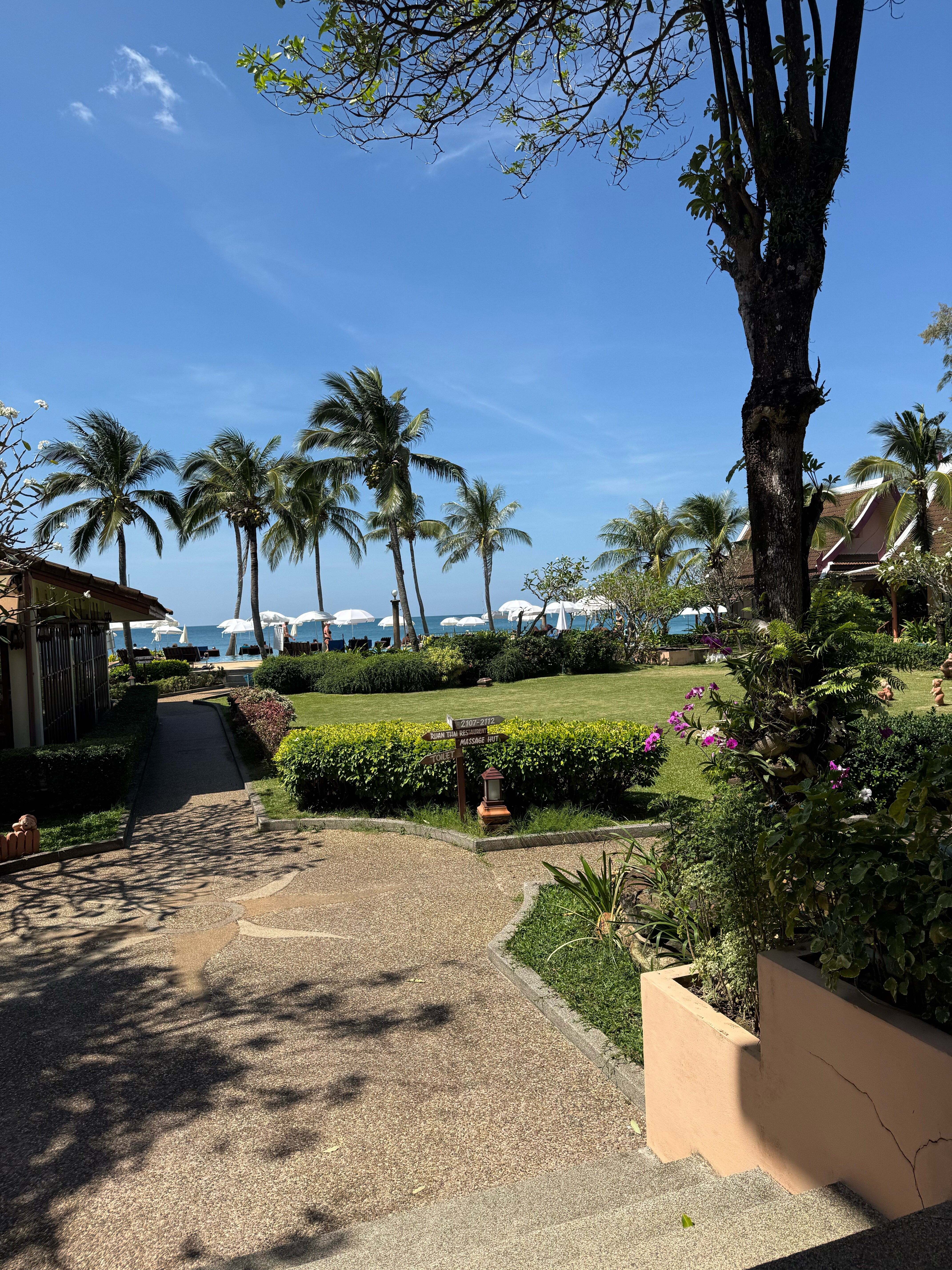 Фото Lanta Casuarina Beach Resort