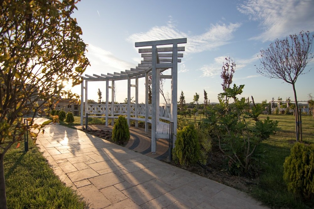 Фото King Maron Wellness Beach Hotel