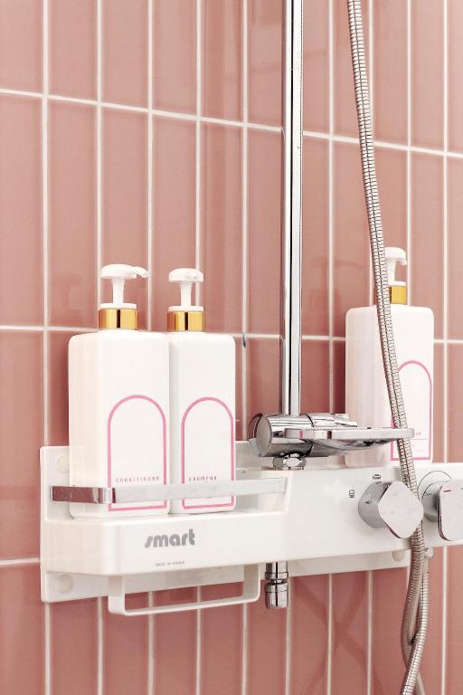 Фото Orbit Cafe & Guesthouse - Hostel