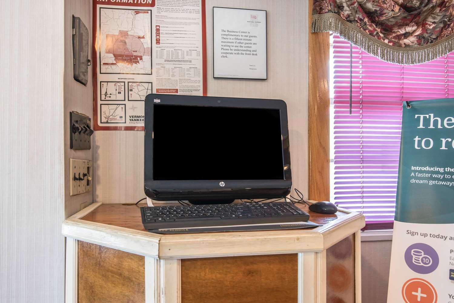 Фото Econo Lodge Brattleboro