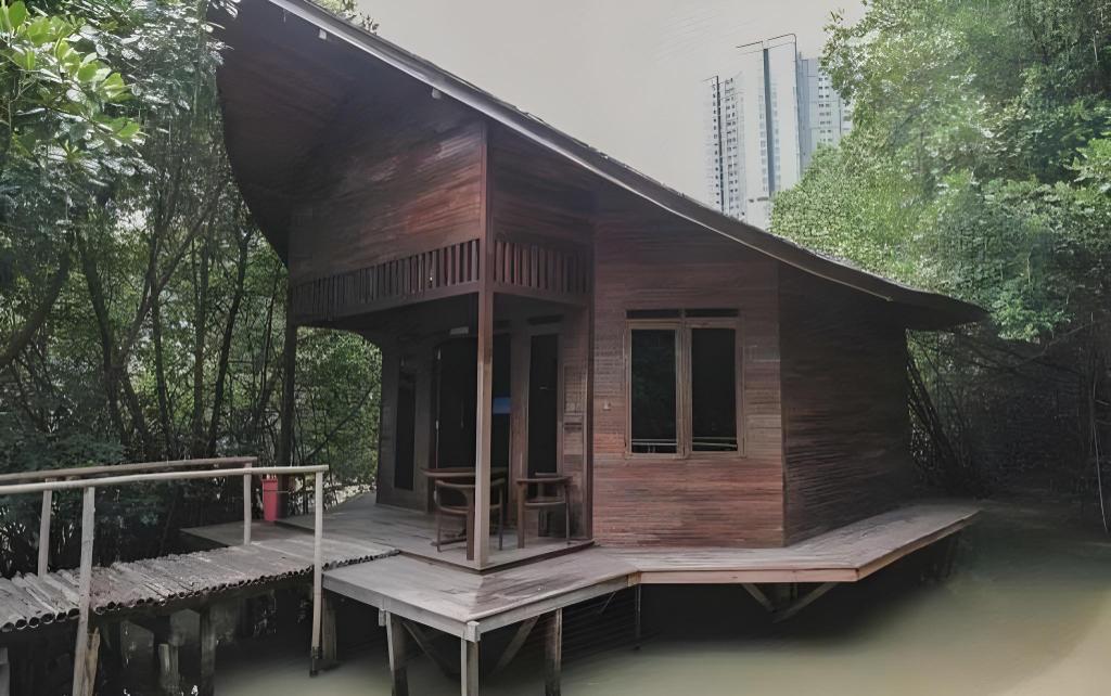 Фото RedDoorz Resort @ Taman Wisata Mangrove