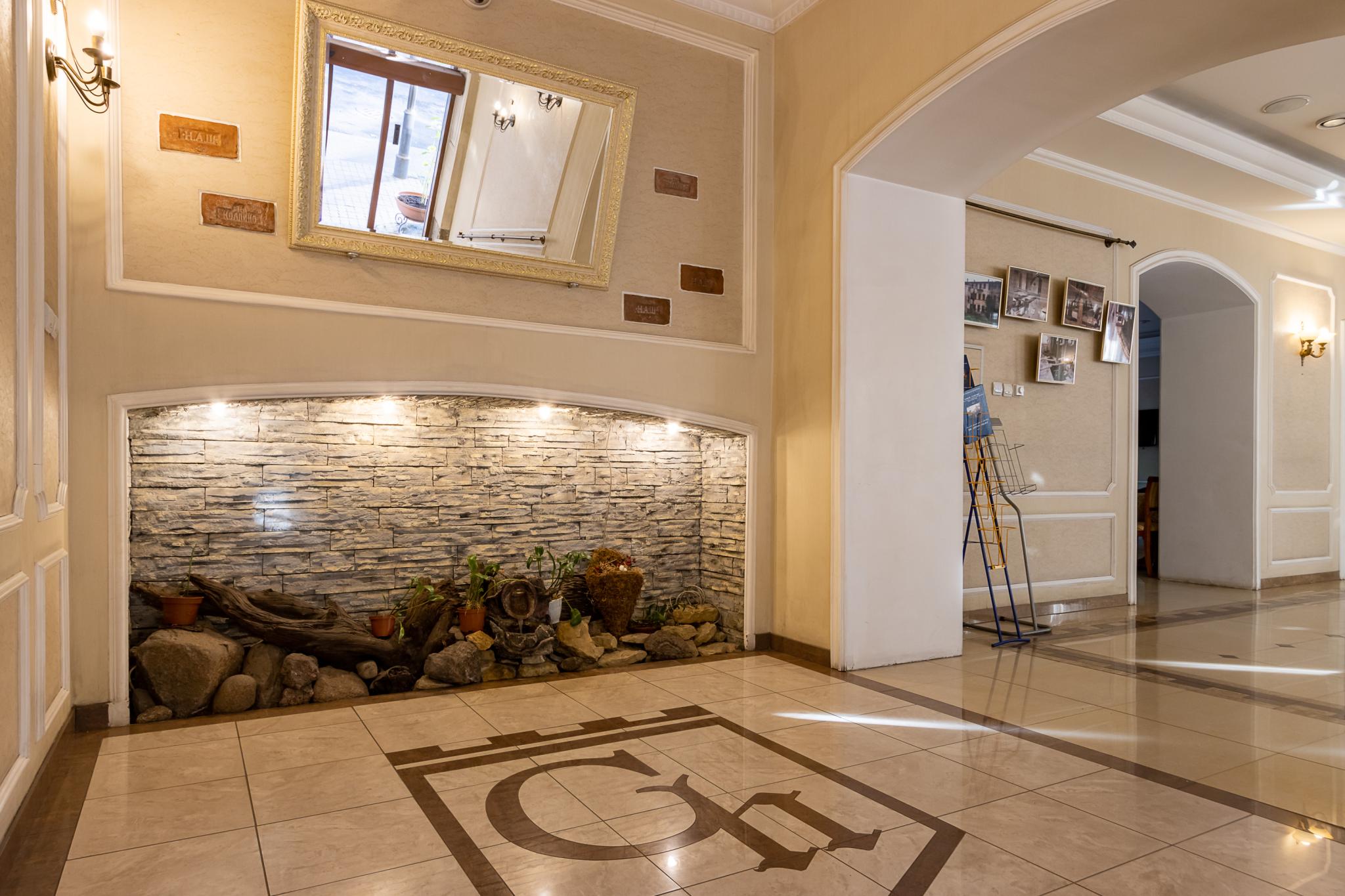 Фото Golden Hotel