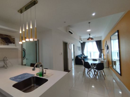 Фото 38910995053