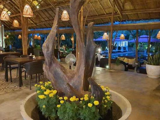 Фото Sahaa Beach Resort