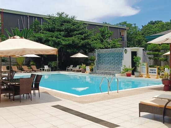 Hotel Cherrys Home Too Inland Resort, Bohol, photo