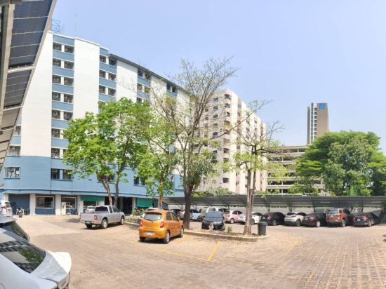 Фото Komol Residence Bangkok