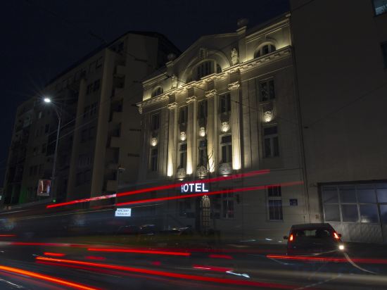 Фото отеля 2