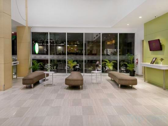 Фото Zest Hotel Harbour Bay