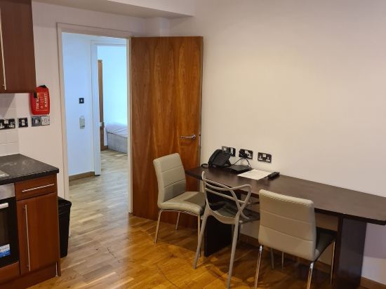 Фото Roland House Apartments