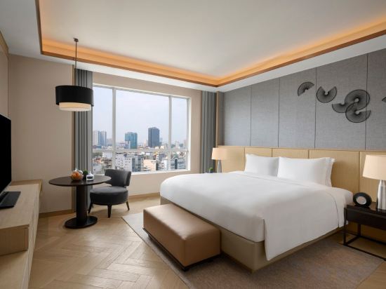 Фото New World Saigon Hotel