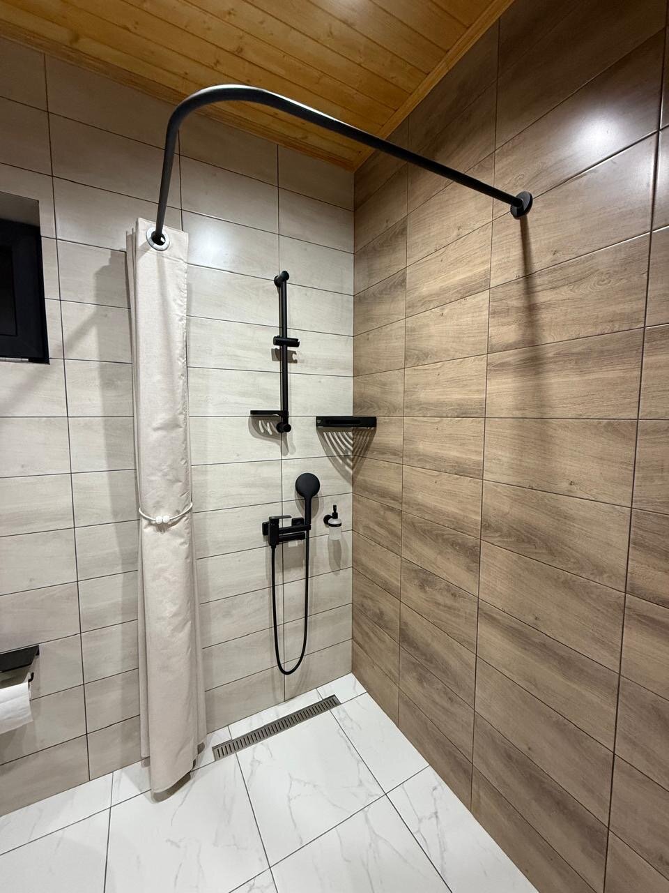 Фото Бунгало у реки