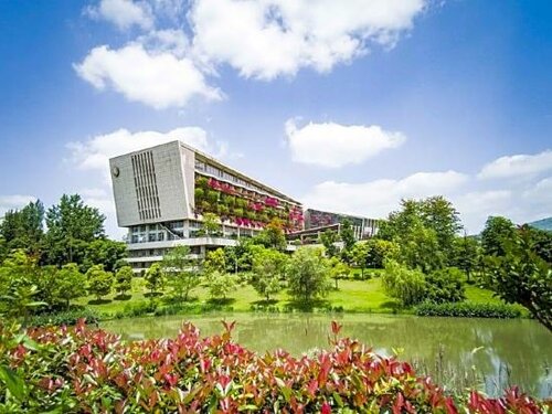 Гостиница InterContinental Heilong Lake в Сычуани