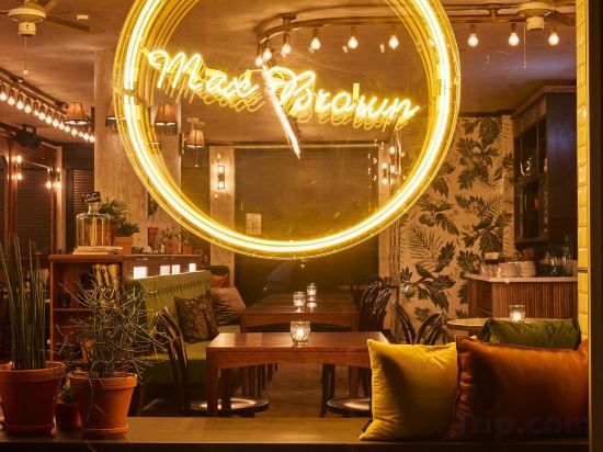 Фото Max Brown Hotel Midtown, part of Sircle Collection