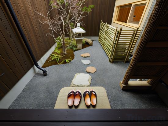 Фото Rinn Premium Yae