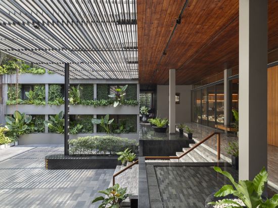 Фото Ad Lib Hotel Bangkok