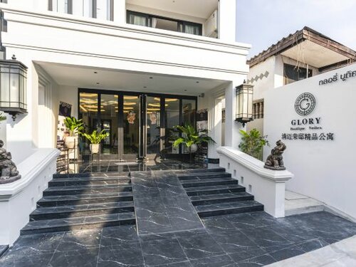 Glory Boutique Suite