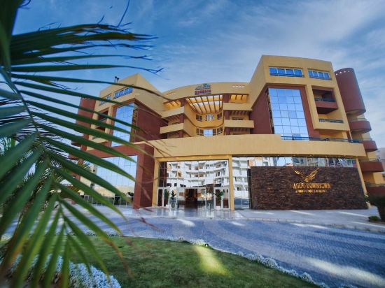 Фото Eagles Downtown Zahabia & Beach Resort