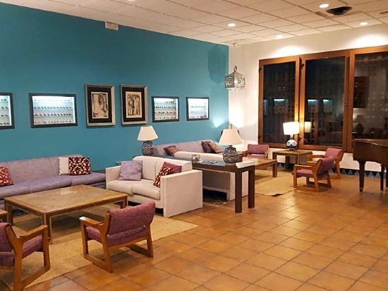 Фото Parador de Ceuta Hotel La Muralla