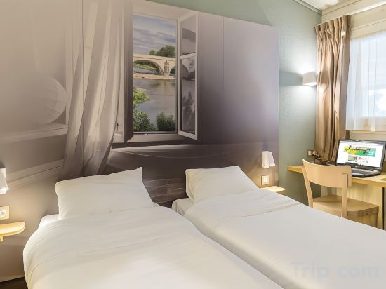 Фото B&b Hotel Paris Le Bourget