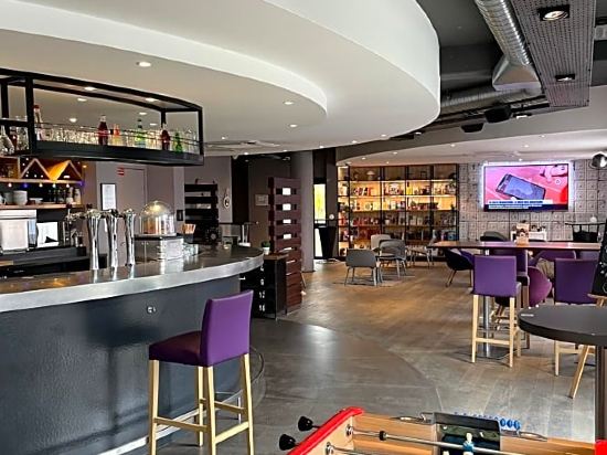 Фото Campanile Le Blanc Mesnil