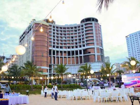 Фото Holiday Beach Hotel Danang